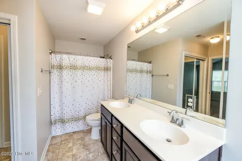 1017 Bally Bunion Lane Burgaw NC 28425