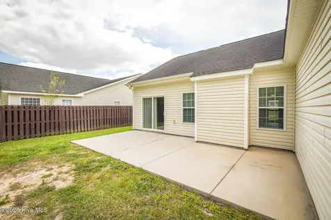 1017 Bally Bunion Lane Burgaw NC 28425