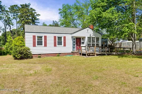 2013 Wheat Street Rockingham NC 28379