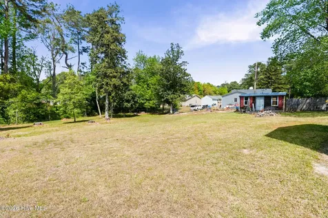 2013 Wheat Street Rockingham NC 28379