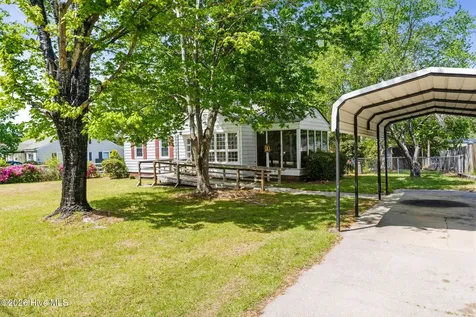 2013 Wheat Street Rockingham NC 28379