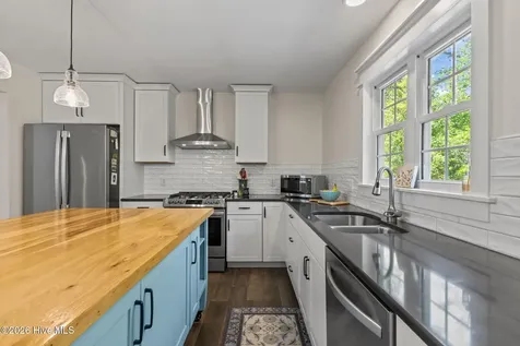 102 Shady Path Cedar Point NC 28584