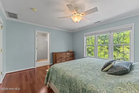 102 Shady Path Cedar Point NC 28584