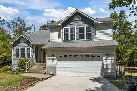 102 Shady Path Cedar Point NC 28584