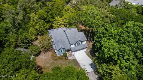 102 Shady Path Cedar Point NC 28584