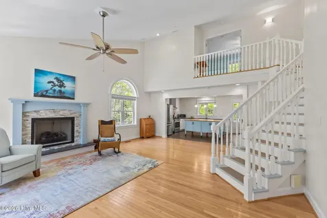102 Shady Path Cedar Point NC 28584