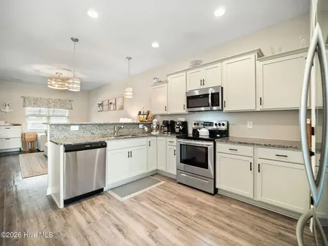 16 Outrigger Drive Swansboro NC 28584