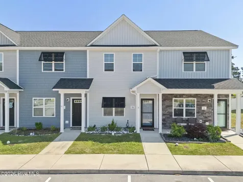 16 Outrigger Drive Swansboro NC 28584