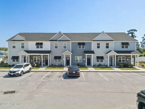 16 Outrigger Drive Swansboro NC 28584