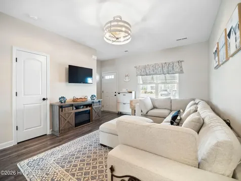 16 Outrigger Drive Swansboro NC 28584