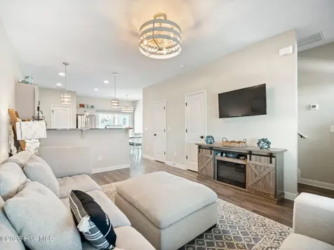16 Outrigger Drive Swansboro NC 28584