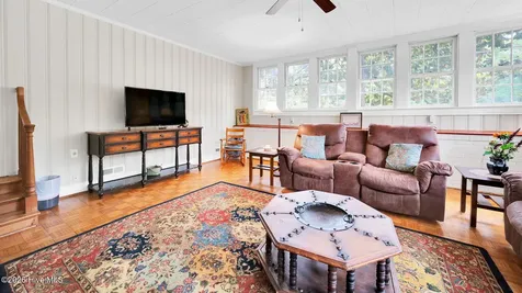 1902 Sherwood Drive Greenville NC 27858
