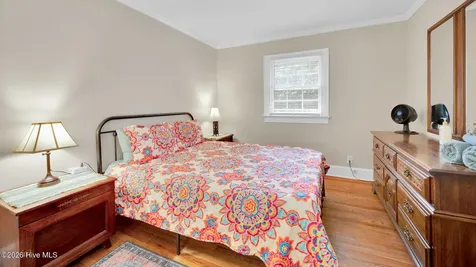 1902 Sherwood Drive Greenville NC 27858
