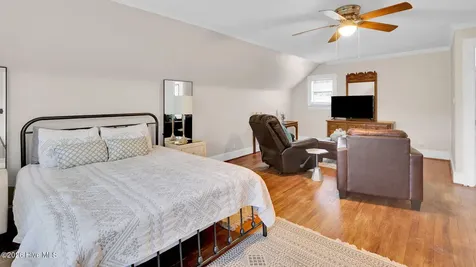 1902 Sherwood Drive Greenville NC 27858