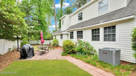 1902 Sherwood Drive Greenville NC 27858