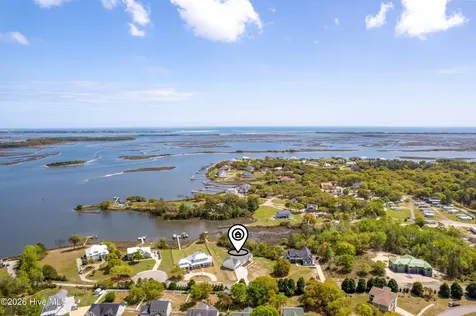 106 Elizabeth Way Court Swansboro NC 28584