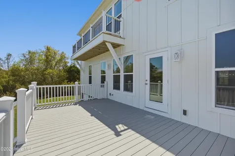 106 Elizabeth Way Court Swansboro NC 28584