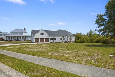 106 Elizabeth Way Court Swansboro NC 28584