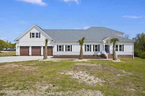 106 Elizabeth Way Court Swansboro NC 28584