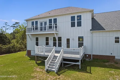 106 Elizabeth Way Court Swansboro NC 28584