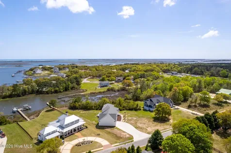 106 Elizabeth Way Court Swansboro NC 28584