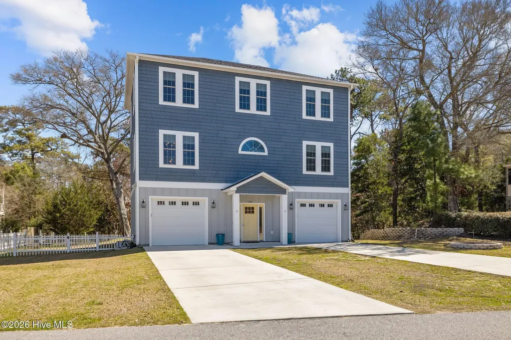 310 Lord Berkeley Drive Emerald Isle NC 28594