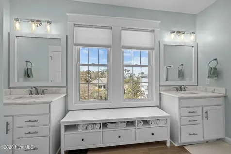 310 Lord Berkeley Drive Emerald Isle NC 28594