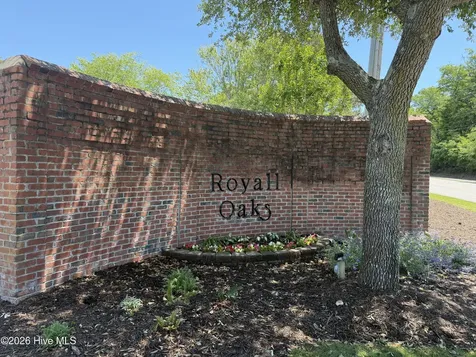 310 Lord Berkeley Drive Emerald Isle NC 28594