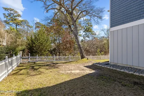 310 Lord Berkeley Drive Emerald Isle NC 28594