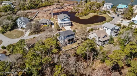 310 Lord Berkeley Drive Emerald Isle NC 28594