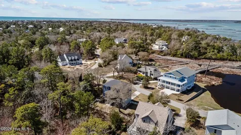 310 Lord Berkeley Drive Emerald Isle NC 28594