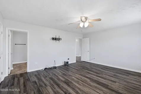 202 High Meadow Court Richlands NC 28574