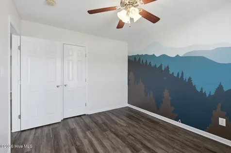 202 High Meadow Court Richlands NC 28574