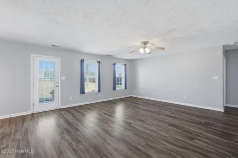 202 High Meadow Court Richlands NC 28574