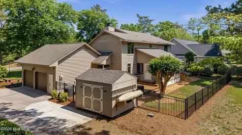 112 Olde Point Road Hampstead NC 28443
