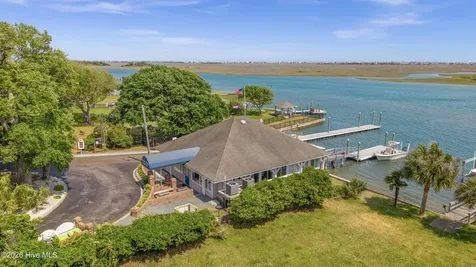 112 Olde Point Road Hampstead NC 28443