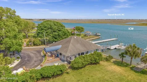 112 Olde Point Road Hampstead NC 28443