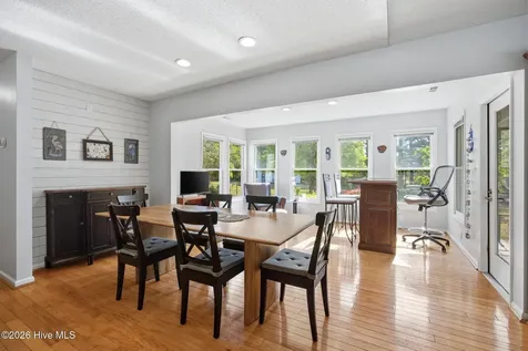 218 Lake Arthur Drive Newport NC 28570