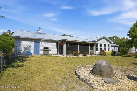 218 Lake Arthur Drive Newport NC 28570
