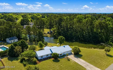 218 Lake Arthur Drive Newport NC 28570