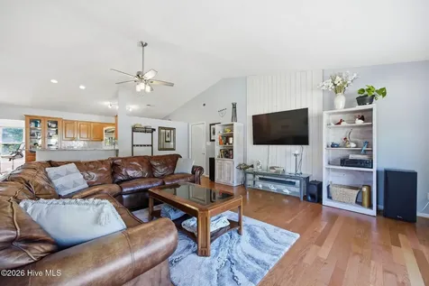 218 Lake Arthur Drive Newport NC 28570