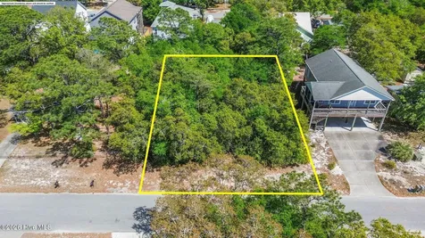 48 NE 1st Street Oak Island NC 28465
