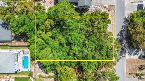 48 NE 1st Street Oak Island NC 28465