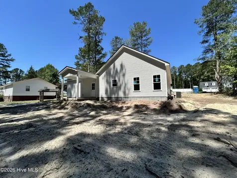 1749 Walnut Run Drive Deep Run NC 28525