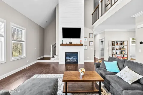 182 Lakeview Drive Whispering Pines NC 28327