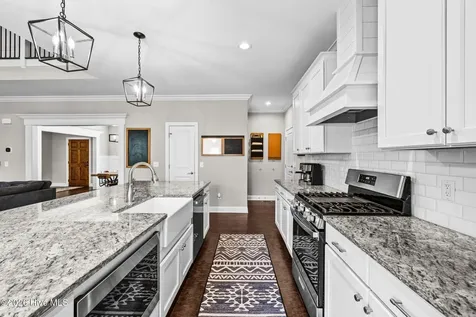 182 Lakeview Drive Whispering Pines NC 28327