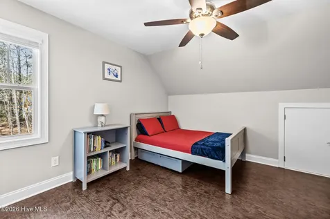 182 Lakeview Drive Whispering Pines NC 28327