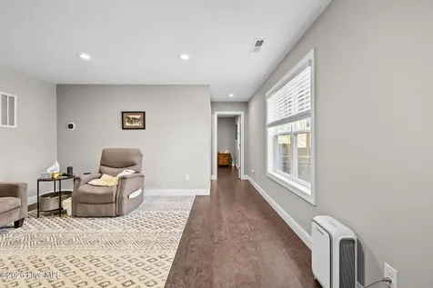 182 Lakeview Drive Whispering Pines NC 28327