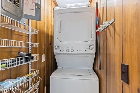 2008 E Fort Macon Road Atlantic Beach NC 28512