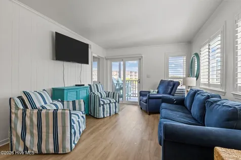 2008 E Fort Macon Road Atlantic Beach NC 28512